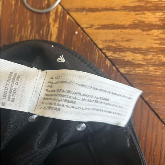 Abercrombie the super skinny ankle high rise curve love black coated jean size 8 - Picture 3 of 8